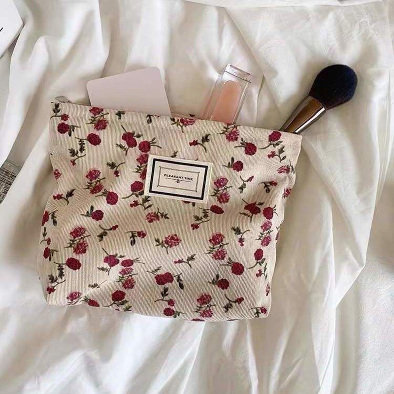 Pochette per cosmetici con fio - Korean Skincare Routine recensione e prezzo